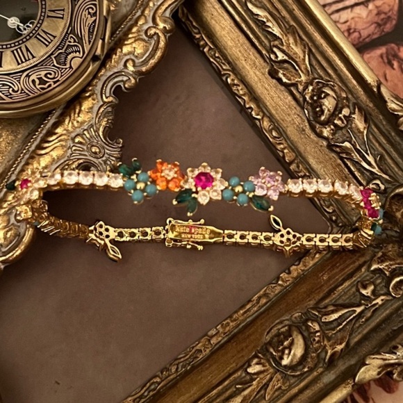KATE SPADE • New Bloom Tennis Bracelet - Picture 3 of 3